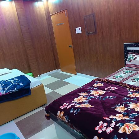 La Ayodhya Residency Hotel Kültér fotó