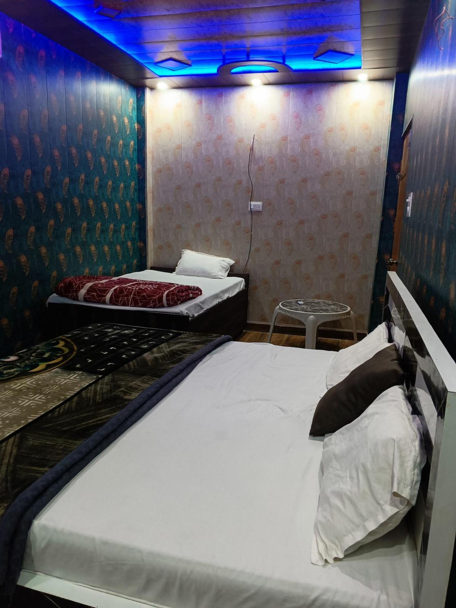 La Ayodhya Residency Hotel Kültér fotó